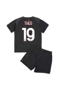 Fotbalové Dres AC Milan Theo Hernandez #19 Dětské Domácí Oblečení 2022-23 Krátký Rukáv (+ trenýrky)